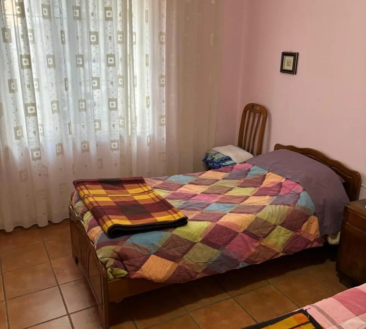 Apartament B&B Central Station Durrës